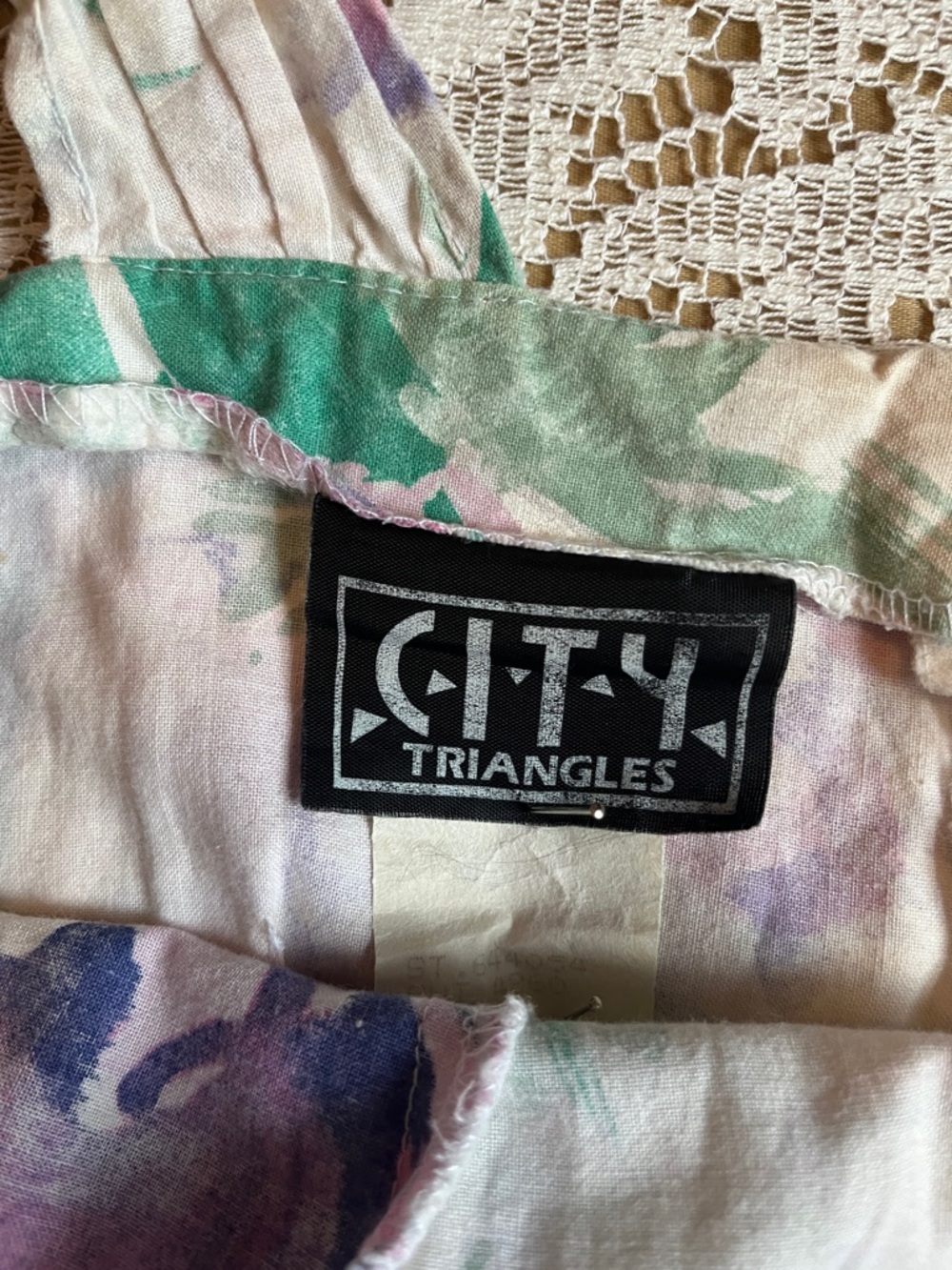 1980's City Triangles Floral Cotton Mini Dress, Pastel Green & Purple, Size 9 - Picture 6 of 7